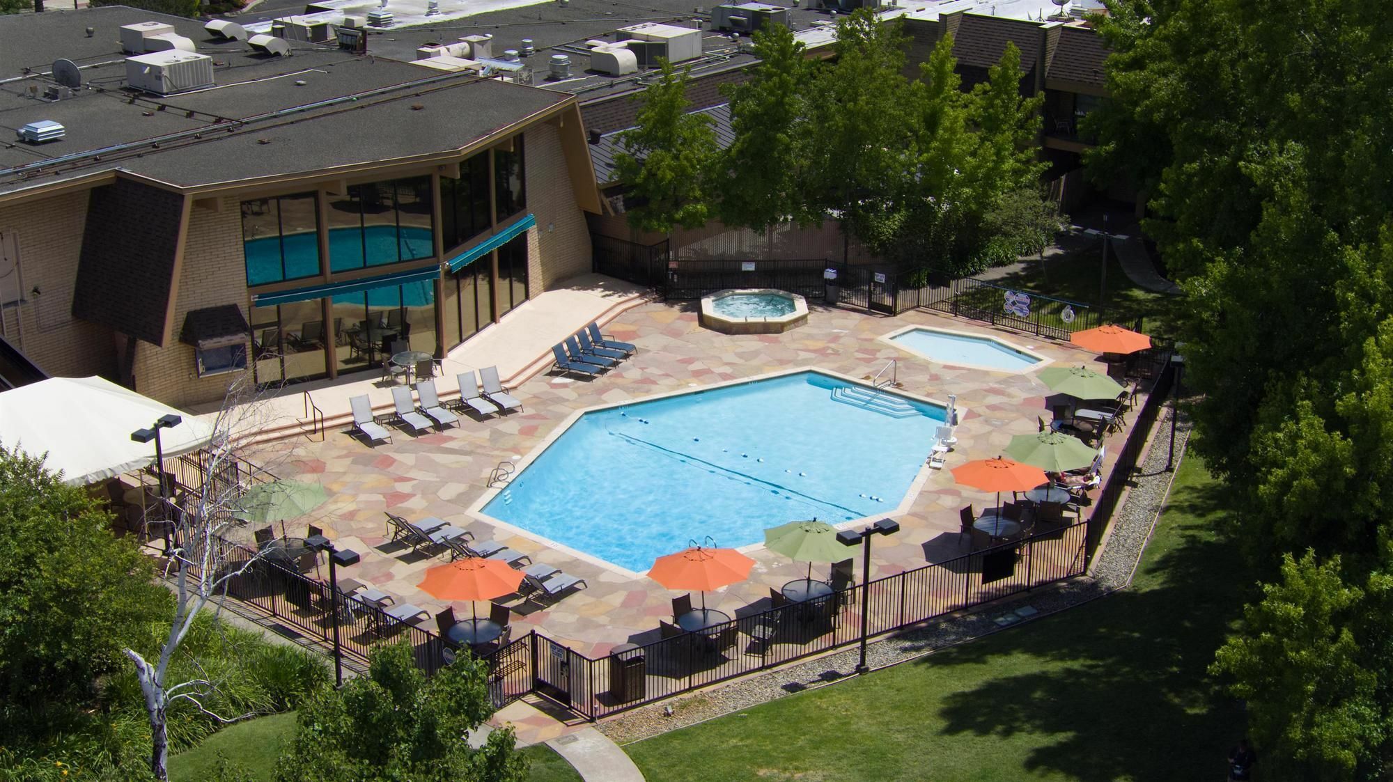 Red Lion Hotel Redding Exterior foto